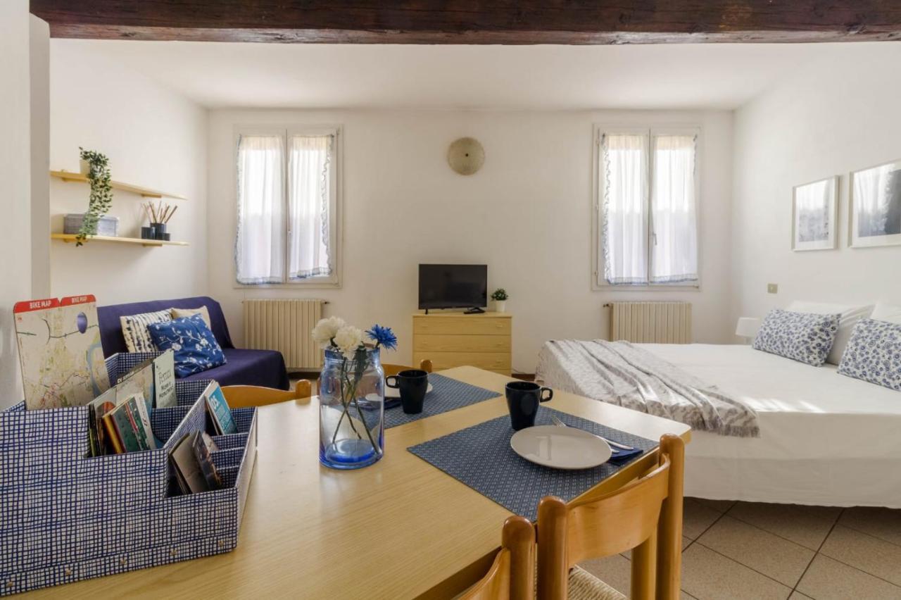 Appartement Al Pipai à Ferrare Extérieur photo